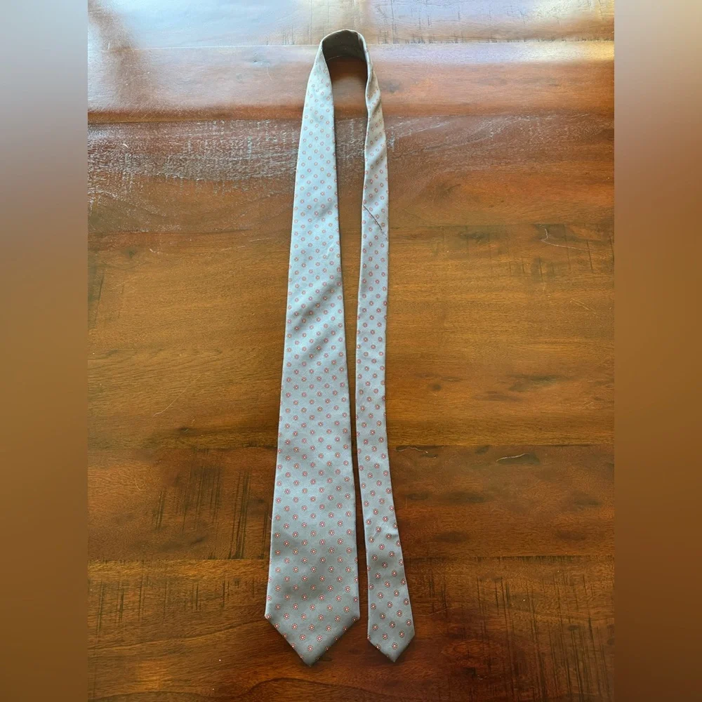 Vintage 1990s Windsor Shirt Company Silk Tie Gray Red Circle Pattern